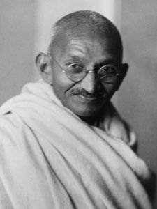 TRANSCEND MEDIA SERVICE » Gandhi’s Assassination: In the Midst of Death ...